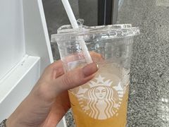 -星巴克(上海虹桥站2A检票口)