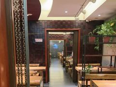 -万记麻辣烫国展总店