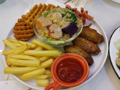 -丽莎沙拉轻食餐厅(国贸店)