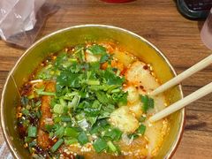 -鹤江桥·红油牛肉粉(SKP店)