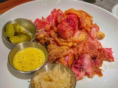 -MONICH牛排融合餐厅(和义大道购物中心店)