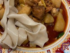 沙湾大盘鸡-塔哈尔·新疆盛宴(城西银泰店)