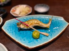 盐烤香鱼-加奈日本料理