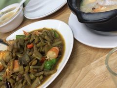 -盛燕泥丁粥