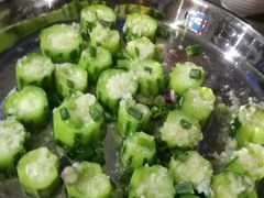 蒜蓉蒸丝瓜-石岐乳鸽村(南海第三分店)