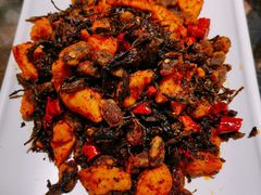 普洱茶炒爆浆豆腐-云海肴·汽锅鸡·云南菜(美罗城店)