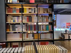 -新华书店(解放中路店)