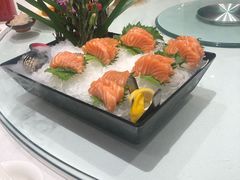 -万龙洲海鲜(大兴绿地缤纷城店)