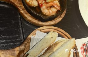 Spanish Sautéed Shrimp