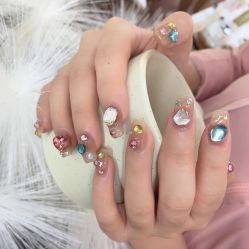 -爱纶美·美甲美睫半永久