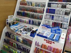 -新华书店(虹悦城店)