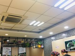 大堂-鑫花溪牛肉米粉(凤凰街创始总店)