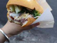 -Bánh Mì Huynh Hoa