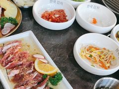 -彭妈家•韩国烤肉料理(张杨路店)