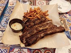 -LESCEDARS Brasserie Bistro香柏树