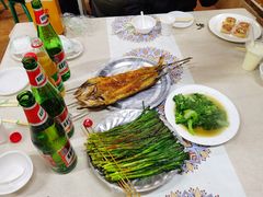 -布尔津河堤夜市