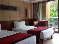 -三亚湾海居铂尔曼度假酒店