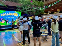 -瑞虹新天地月亮湾