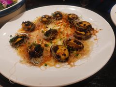 蒜蓉粉丝蒸小鲍鱼-新南华大酒店(广中店)