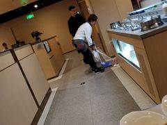 -海底捞火锅(关山保利店)