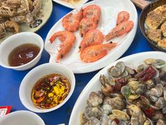 -老东镇啤酒屋海鲜加工·蒸汽海鲜·海鲜烧烤(台东店)