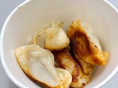 -黄阿姨锅贴大王(万航渡路店)