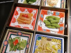 -山川小町·极番烧肉(新地假日广场店)