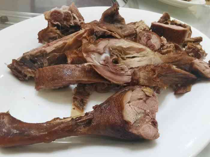 谢鸭子酒楼-"这里的卤味,个人觉得在梁平算是比较好吃的.