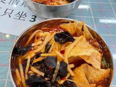 -红鼻子桂林米粉(金唐新光界店)