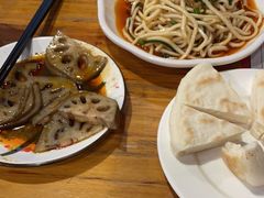 -李双猪·小龙虾·烧烤·羊肉煲(乐山店)