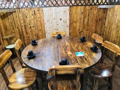 包厢-老东镇啤酒屋海鲜加工·蒸汽海鲜·海鲜烧烤(台东店)