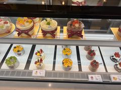 -花花卷卷·鲜食蛋糕(静安久光百货店)