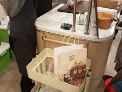 -奈雪的茶(市百一店)