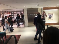 -文艺复兴百货(米兰大教堂广场店)