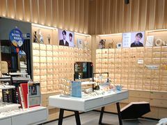 -一代眼镜·蔡司配镜(浦东大拇指广场店)