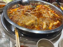 -肖肖酸萝卜鱼火锅(总店)