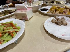 -小六农家乐(崇明西沙湿地店)
