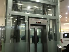 -杭州中升之星奔驰4S店(滨江店)