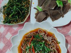 -洪霞餐馆