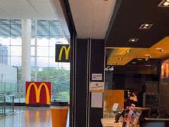 -麦当劳(深圳北站高铁店)