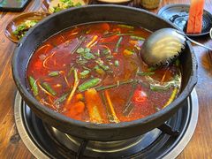 -贵厨酸汤牛肉(花果园国际中心店)