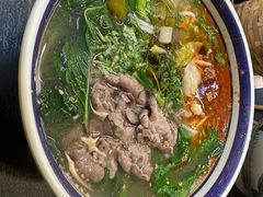 -云阿蛮云南生烫牛肉米线(奉贤路店)