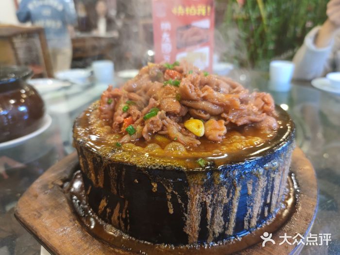 西江美食舫·江西菜(健德桥店)石磨脱骨凤爪图片