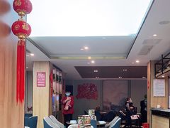 大堂-有红鸡毛店·川菜(建设路店)