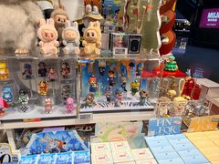 -泡泡玛特POPMART(侨福芳草地店)