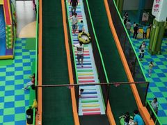 -蒙特利亲子乐园