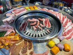 -哈哈碳都·牛肋条无限自助烤肉(台江万达店)