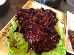 -周老三跷脚牛肉·全牛火锅(非遗传承店)