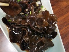 -超越炭火牛蛙火锅鸡(河东店)