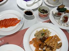 -四海一家自助餐(益田假日广场店)